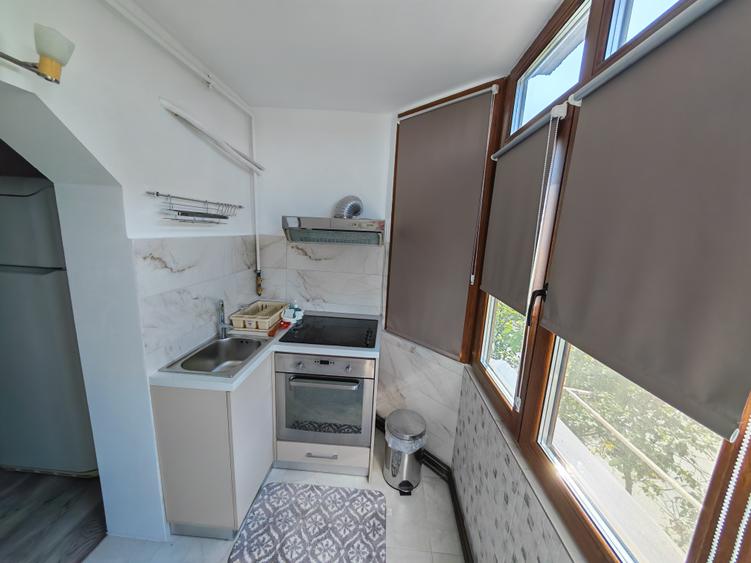 Apartament cu 2 camere decomandat în Inel II