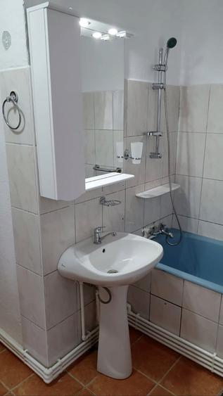 Apartament nedecomandat în Eroii Revoluției