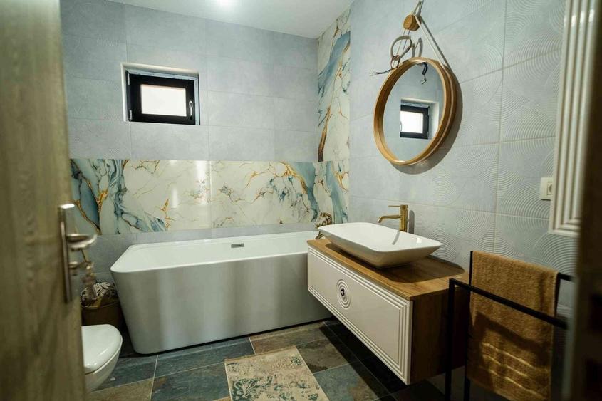 Casă individuală cu 3 camere cu Canalizare în Albota