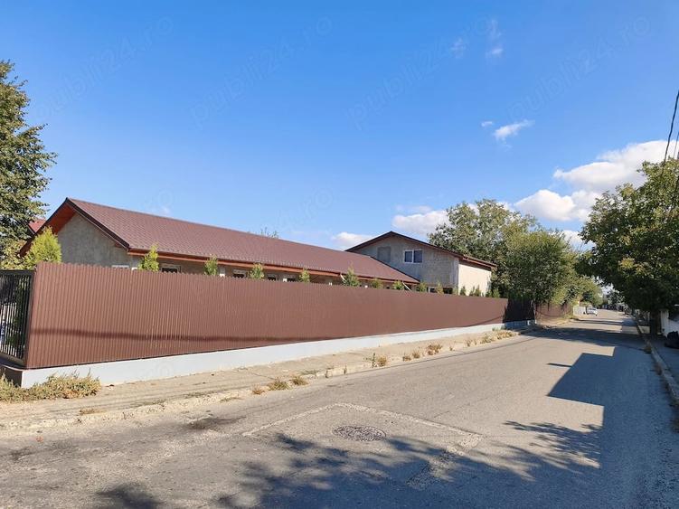 Casă cu 10 camere cu Teren 600 Mp în Central