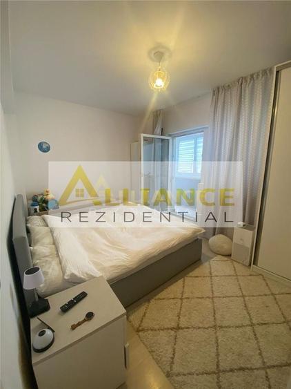 Apartament cu 3 camere decomandat în Berceni