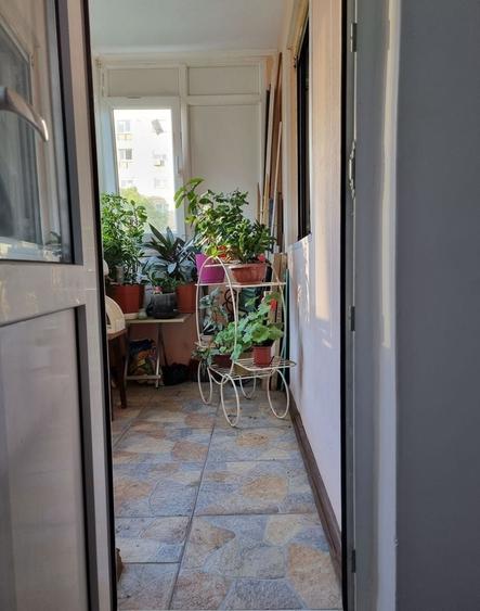 Apartament cu 3 camere, mobilat în Rahova