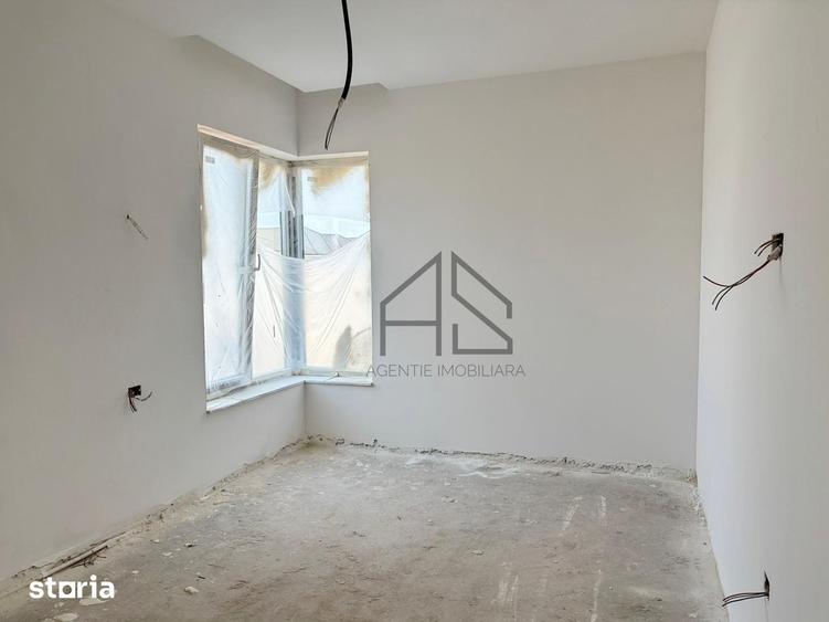 Casă cu 4 camere cu Teren 500 Mp în Sântandrei