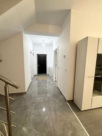 Duplex cu 4 camere cu Teren 276 Mp în Berceni