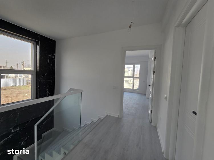 Casă cu 4 camere cu Teren 311 Mp în Central
