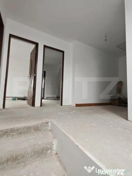 Casă cu 2 camere cu Teren 1400 Mp în Mihai Viteazu