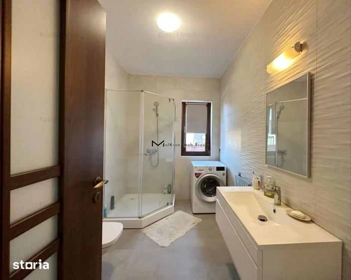 Casă cu 5 camere decomandat cu Teren 800 Mp în Central