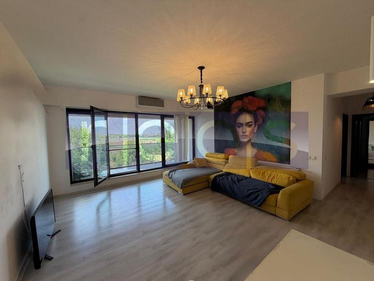 Apartament cu 3 camere decomandat, mobilat în Central