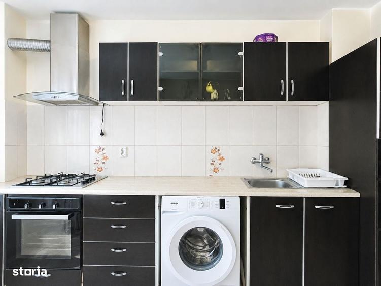 Apartament cu 3 camere decomandat în Lipovei