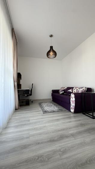 Apartament cu 3 camere decomandat, mobilat în Dumbrăvița