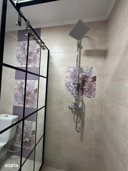 Apartament cu 3 camere decomandat în Micro 17