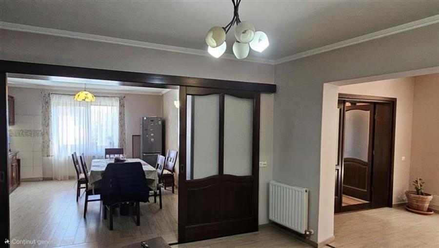 Casă individuală cu 5 camere cu Teren 388 Mp în Dâmbu Pietros