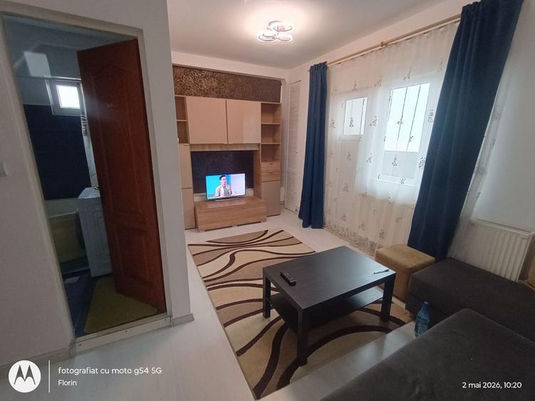 Apartament cu 2 camere decomandat în Vasile Aaron