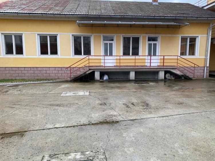 Spațiu comercial, de 150 mp, în Central