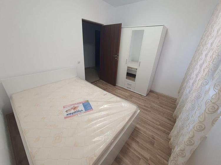 Apartament cu 2 camere decomandat în Păcii