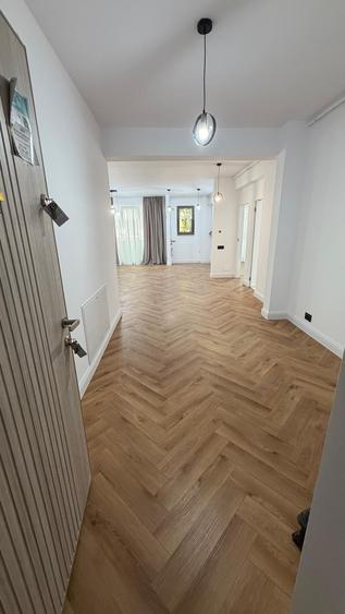 Apartament cu 2 camere semidecomandat în Băneasa