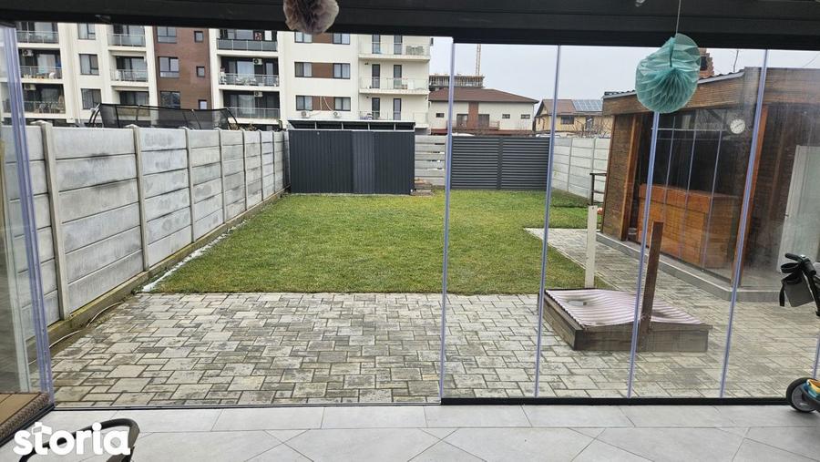 Casă cu 4 camere cu Canalizare în Metalurgiei