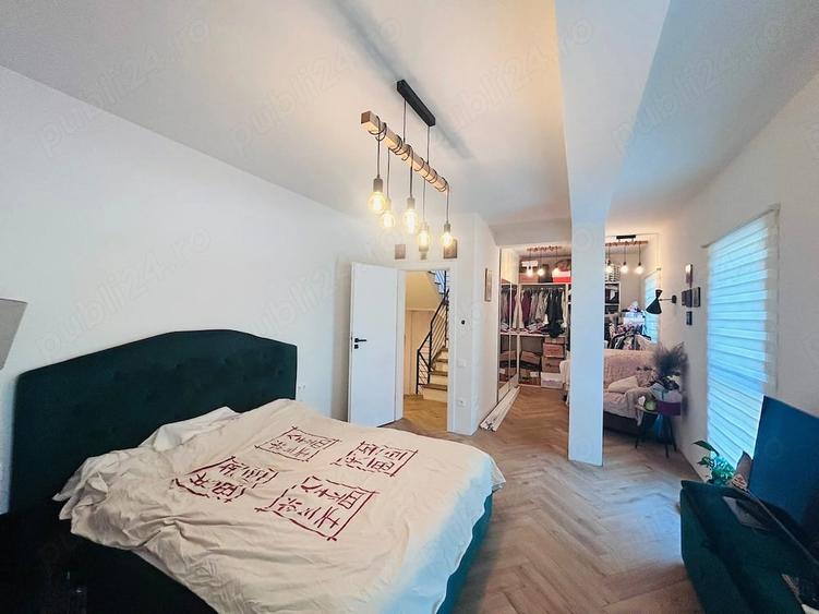 Casă cu 4 camere cu Teren 239 Mp în Central