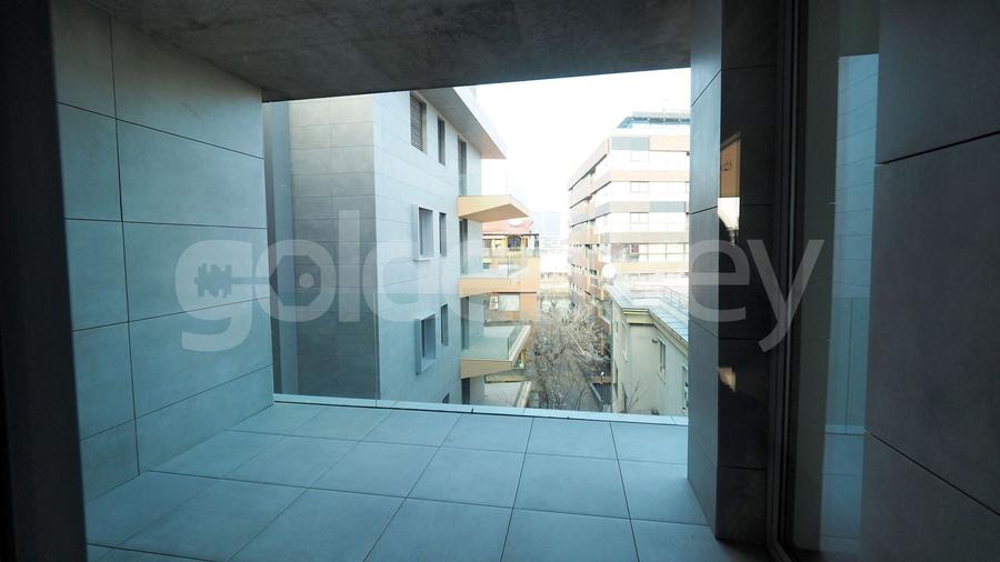 Apartament cu 4 camere decomandat în Floreasca