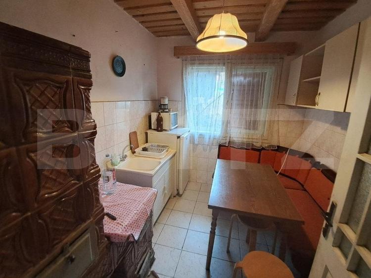 Casă individuală cu 4 camere cu Teren 240 Mp în Central