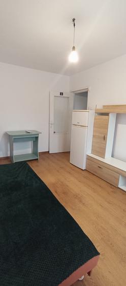 Apartament cu 2 camere semidecomandat în Nufărul