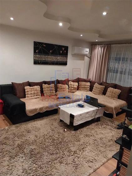 Apartament 3 camere Dacia - 1