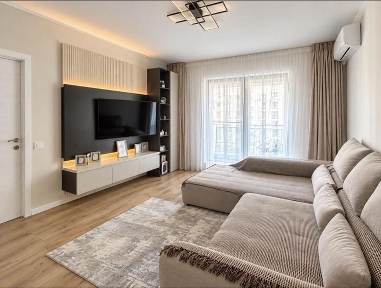 Apartament cu 3 camere decomandat în Exterior Vest