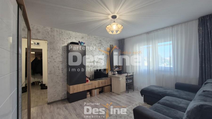 Apartament cu 2 camere etaj intermediar, renovat, boxa, zona Tudor Vladimirescu - 1