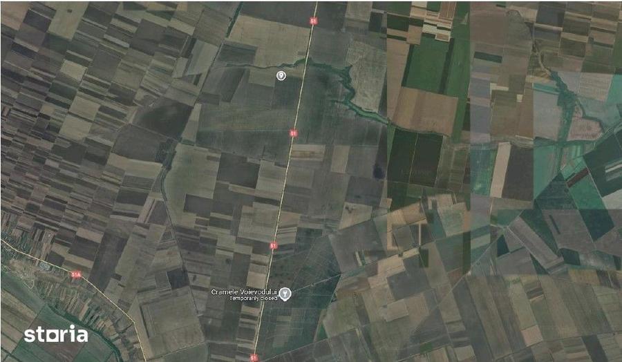 Teren de 16700 mp, în Fântânele