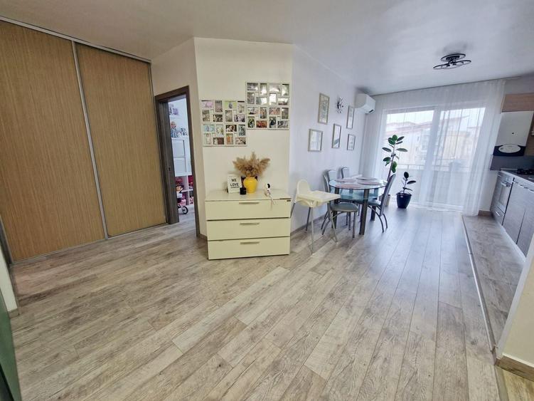 Apartament 3 camere, parcare, str Florilor Floresti Atelierul de Pizza - 10