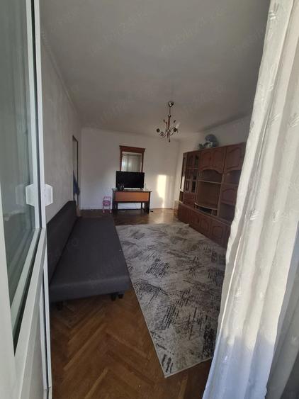 Apartament cu 2 camere decomandat în Mazepa 1