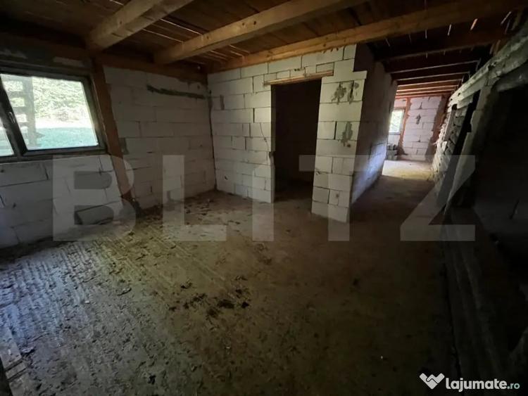 Casă cu 7 camere cu Teren 1700 Mp în Beclean