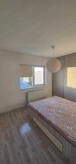 De inchiriat apartament cu 3 camere - 5