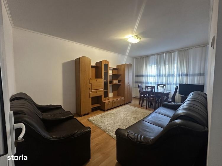 Apartament cu 3 camere decomandat în Ostroveni