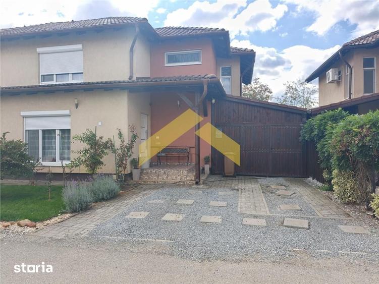 Casă cu 4 camere cu Teren 350 Mp în Vladimirescu