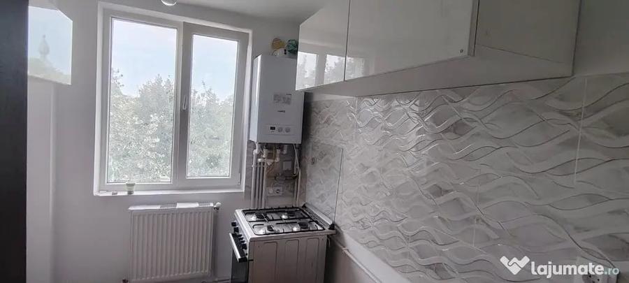 Apartament cu 2 camere decomandat în Ultracentral