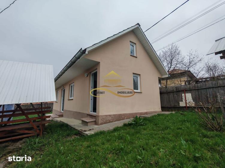 Casă cu 2 camere cu Canalizare în Parincea