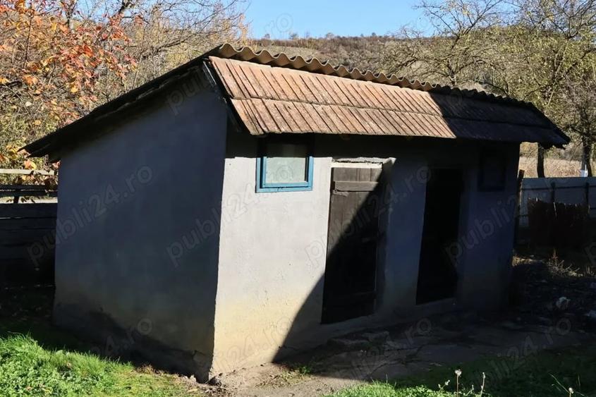 Casă cu 2 camere în Oroiu