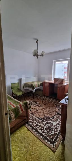 Apartament cu 4 camere decomandat, mobilat în Câmpia Turzii