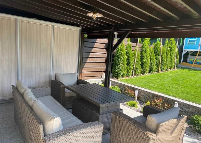 Duplex cu 4 camere cu Canalizare în Bucium