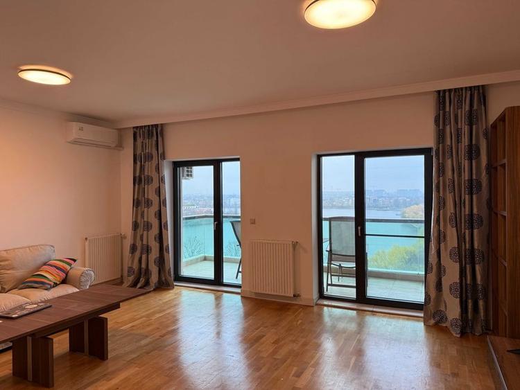 Apartament cu 3 camere decomandat, mobilat în Floreasca