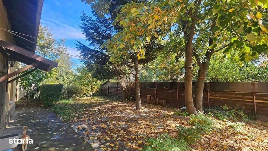 Casă cu 3 camere în Crevedia