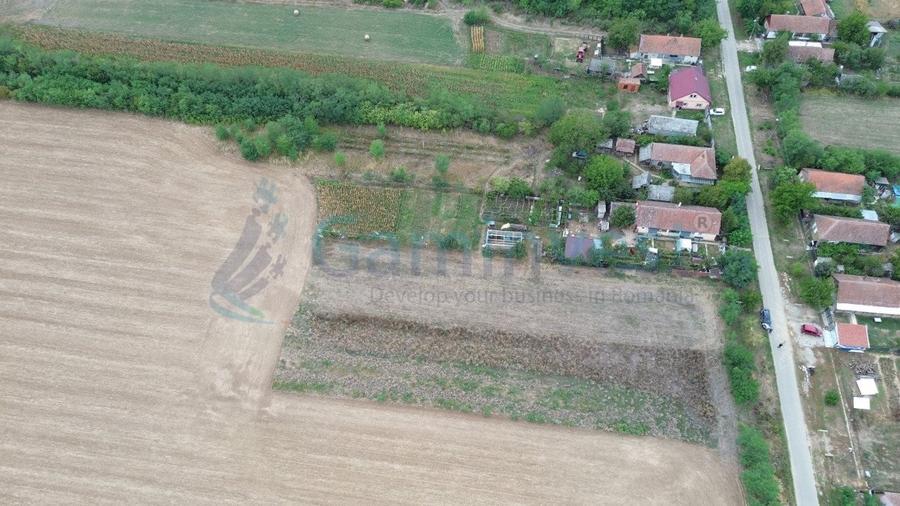 Teren Construcții intravilan de 1769 mp, în Bicaci
