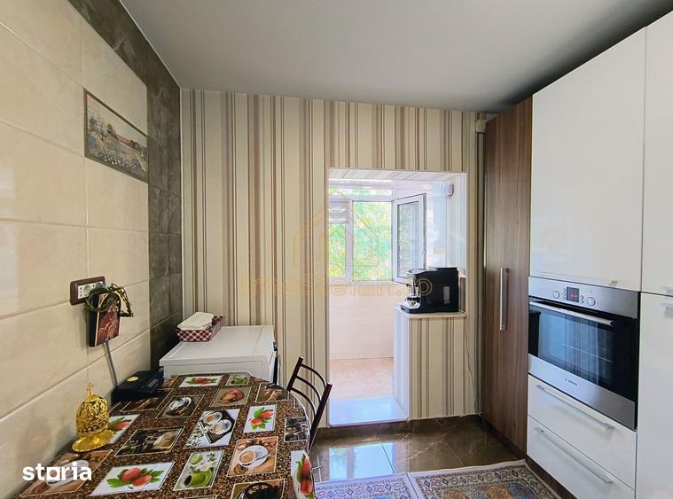 Apartament cu 3 camere decomandat, mobilat în Gara