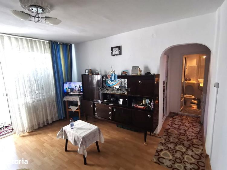 Apartament cu 2 camere semidecomandat în Sărata