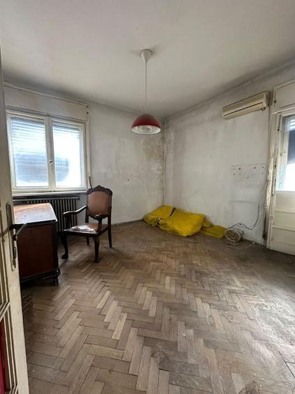 Apartament cu 3 camere decomandat în Armeneasca