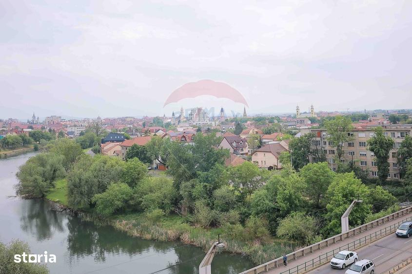 Apartament cu 3 camere în Decebal