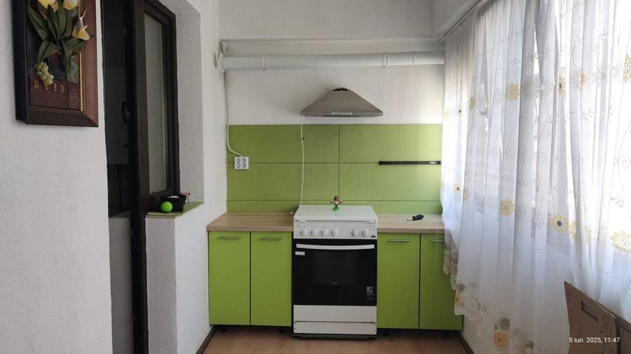 Apartament cu 2 camere decomandat, mobilat în Sălaj