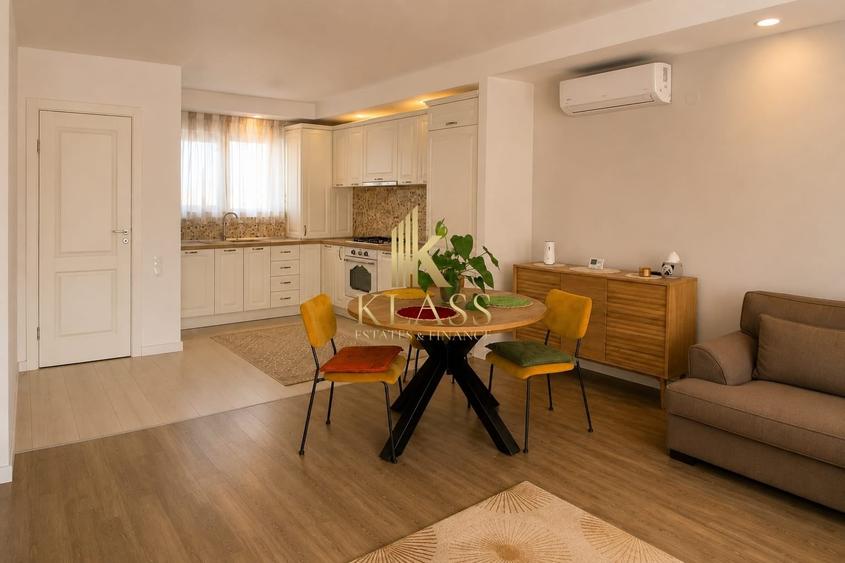 Casă individuală cu 3 camere cu Piscina în Ștefăneștii de Jos