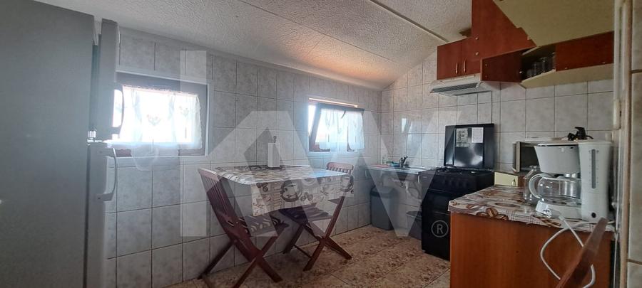 Apartament cu 6 camere decomandat, mobilat în Turnișor